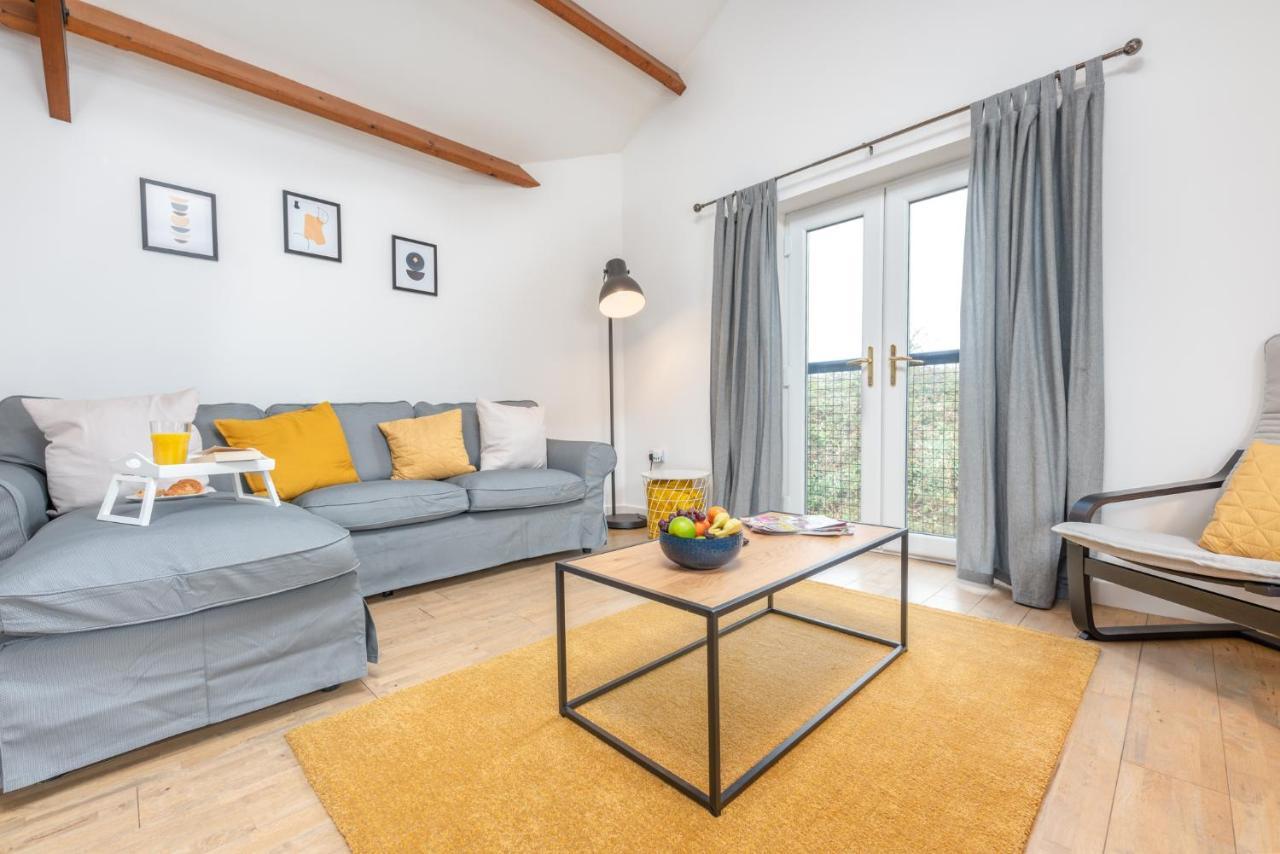 Stayright- 2 Bedroom House, Centrally Located & Close Walk To City Centre Cardiff Esterno foto